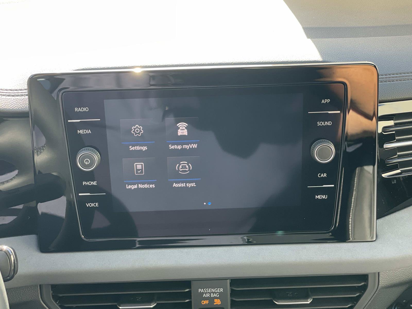 New 2027 Volkswagen Jetta SE FWD image 16