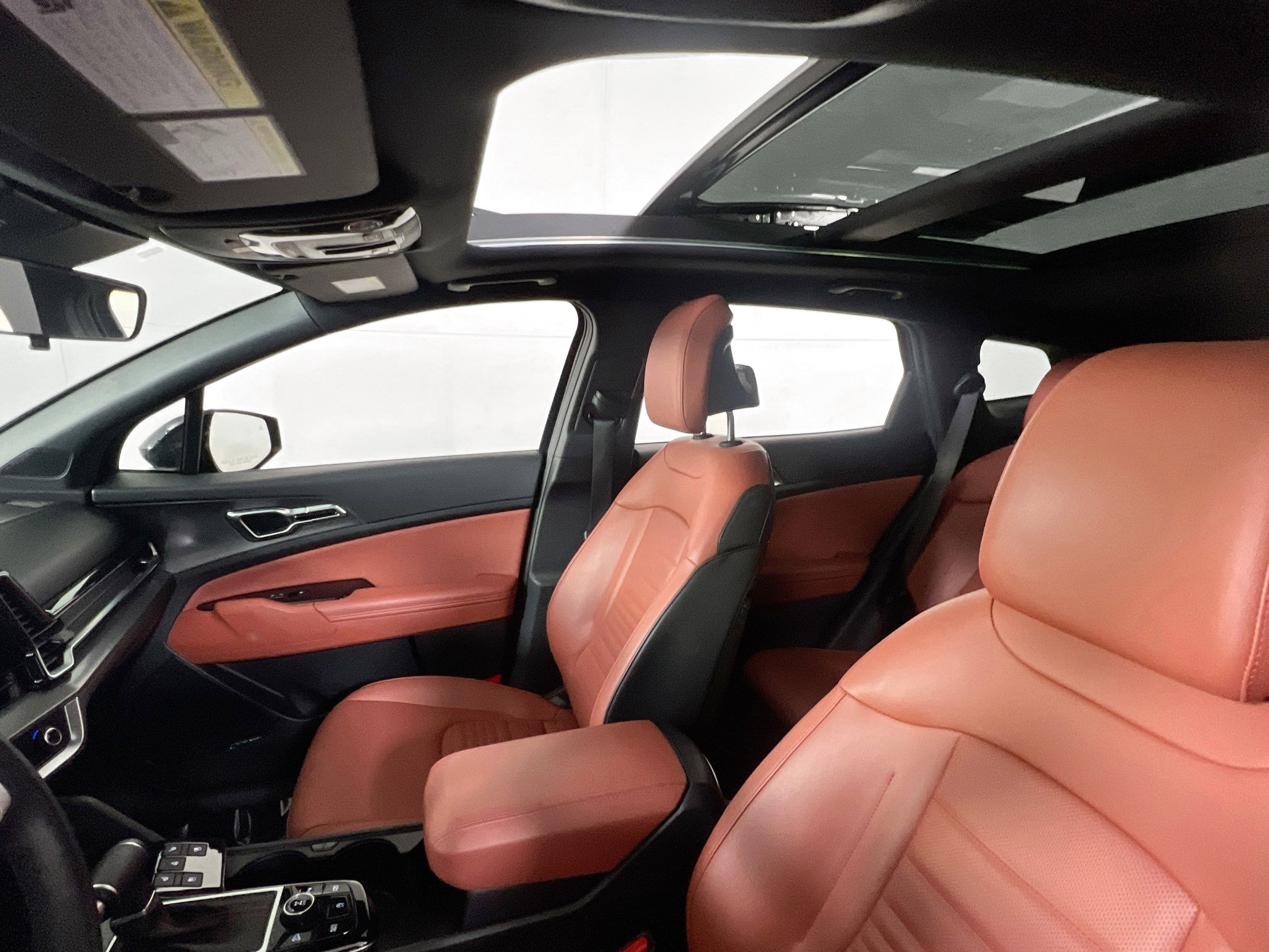 Used 2024 Kia Sportage SX image 22