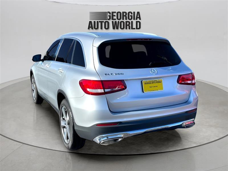 Used 2019 Mercedes-Benz GLC 300 image 3
