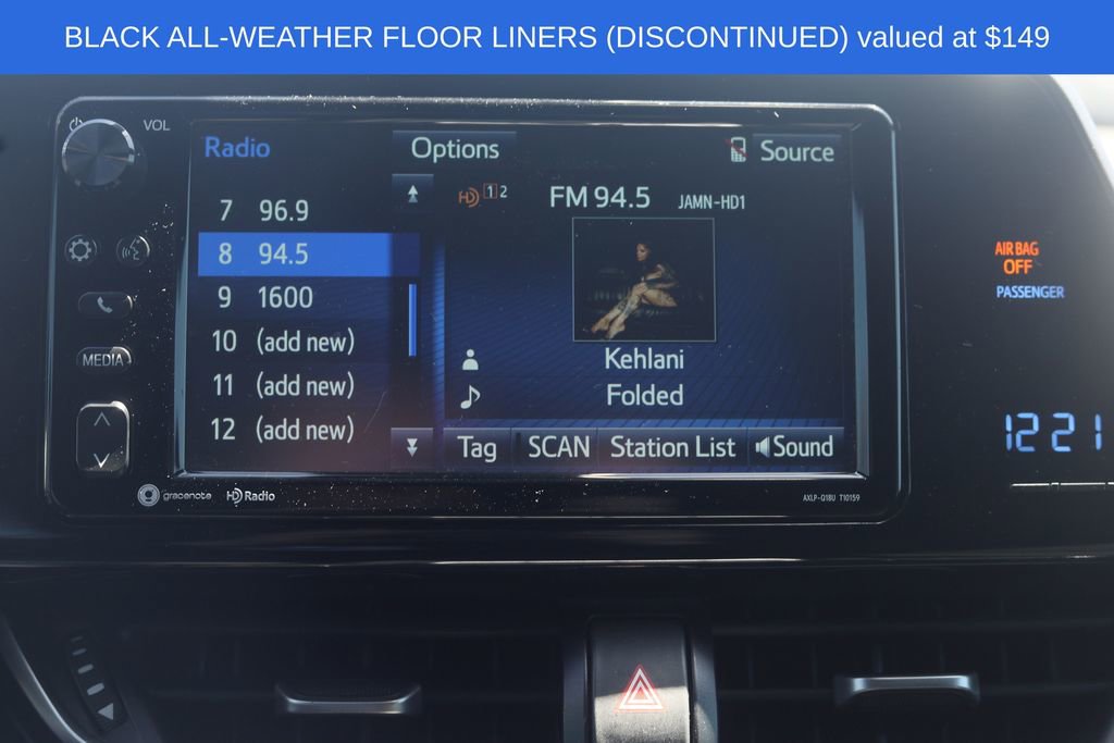 Used 2018 Toyota C-HR XLE FWD image 5