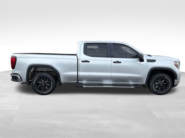 Used 2019 GMC Sierra 1500 4x4 Crew Cab w/ Convenience Package image 8