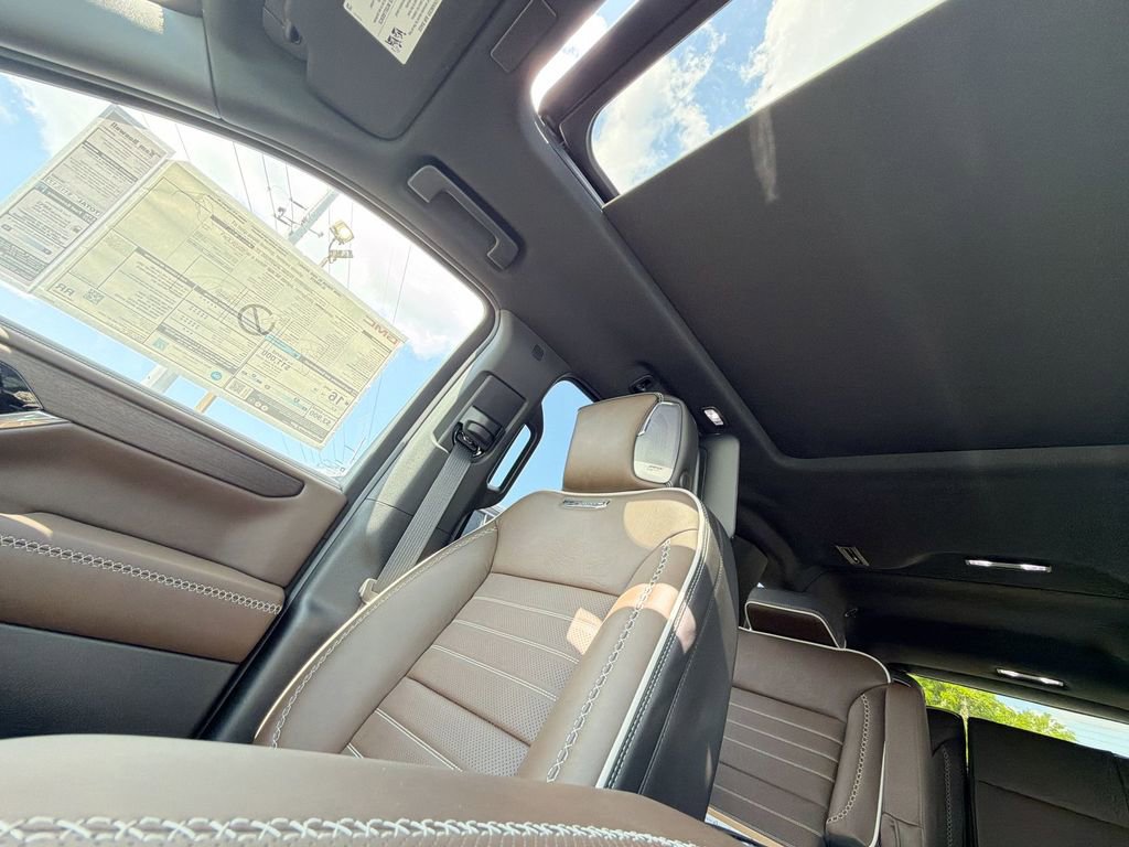 New 2026 GMC Yukon XL Denali Ultimate image 24