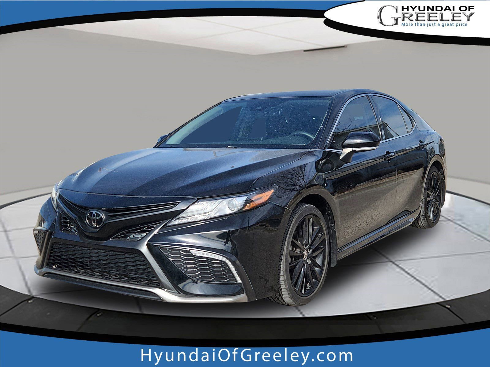 Used 2023 Toyota Camry XSE image 1