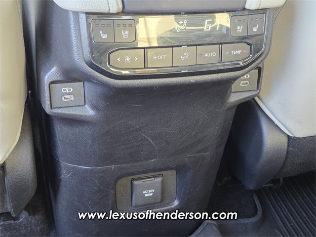 Used 2024 Toyota Grand Highlander Platinum image 13