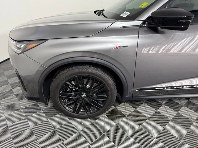Used 2025 Acura MDX A-Spec image 15