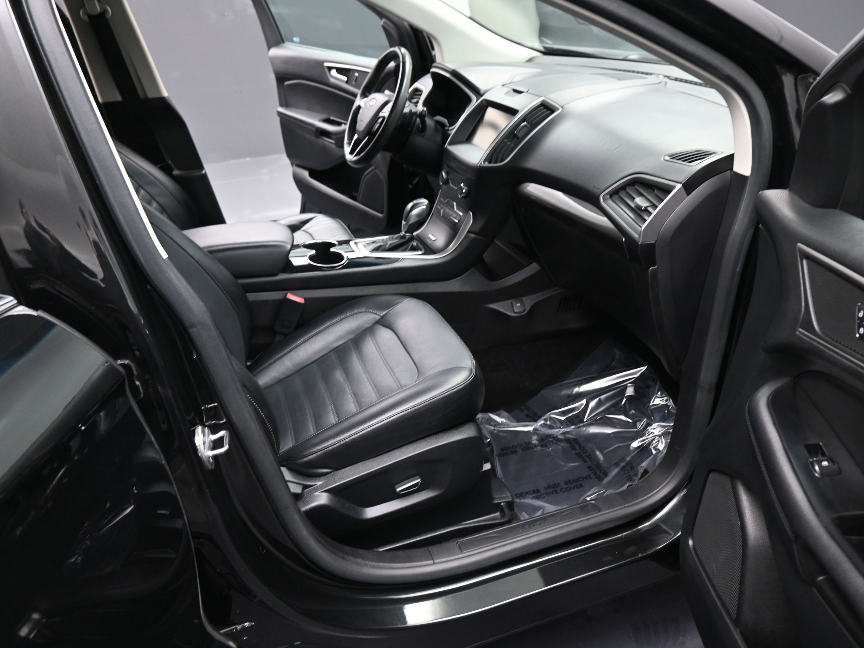 Used 2015 Ford Edge SEL w/ Equipment Group 201A image 19