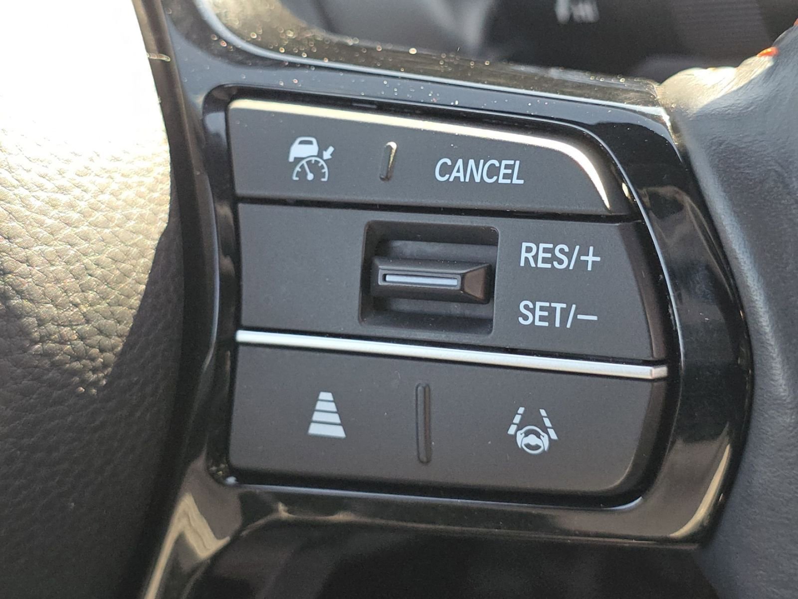 Certified 2023 Honda HR-V Sport image 31