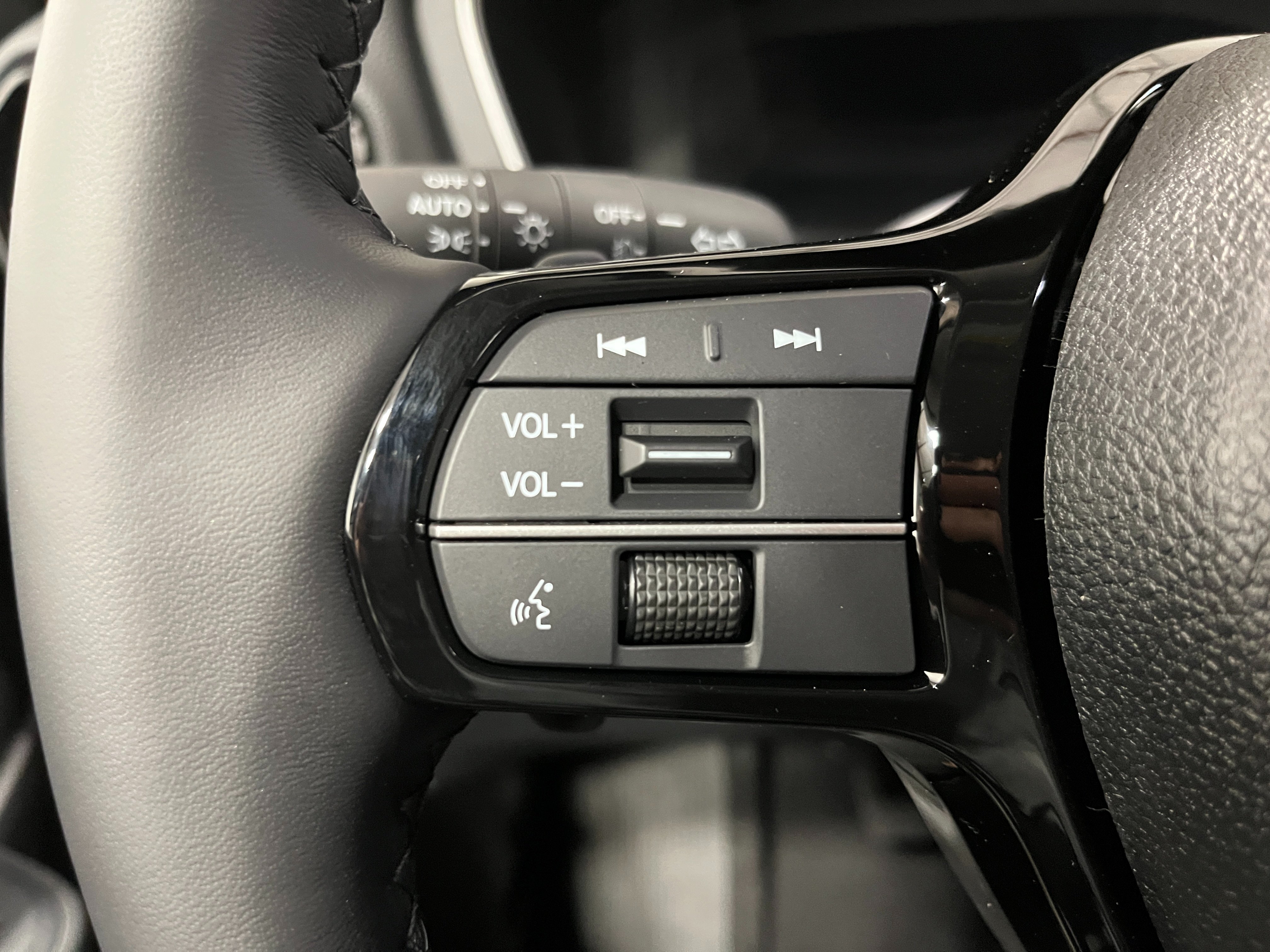 New 2026 Honda Pilot Touring image 13