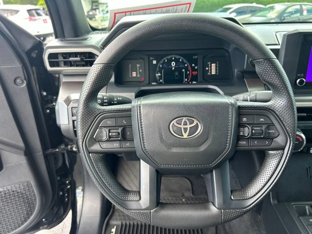 Used 2024 Toyota Tacoma SR5 AWD/4WD image 20