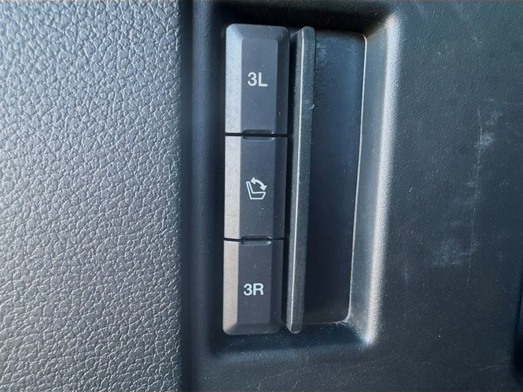 Used 2021 Ford Expedition Max XLT image 31