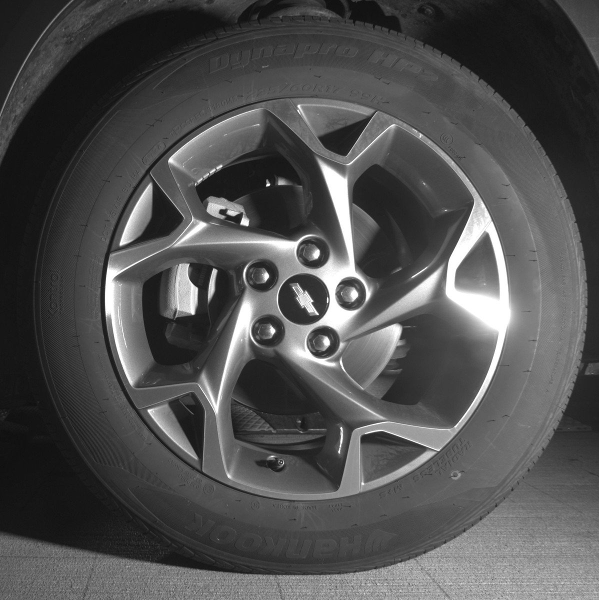 Used 2025 Chevrolet Trax LT FWD image 12