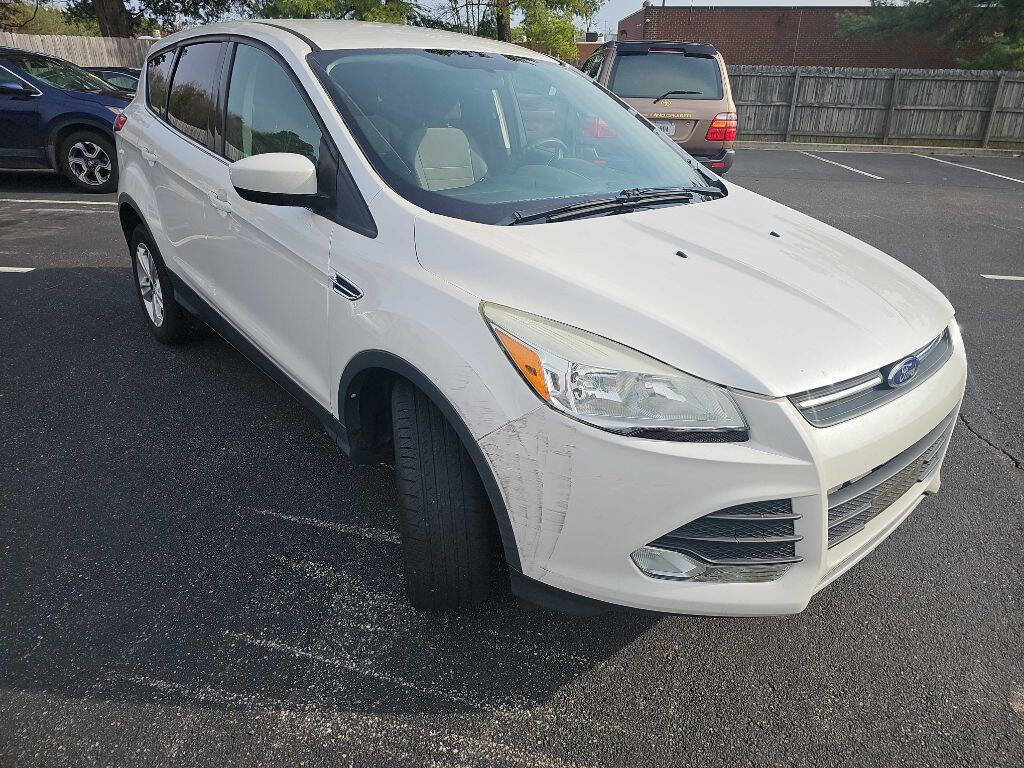 Used 2015 Ford Escape SE image 5
