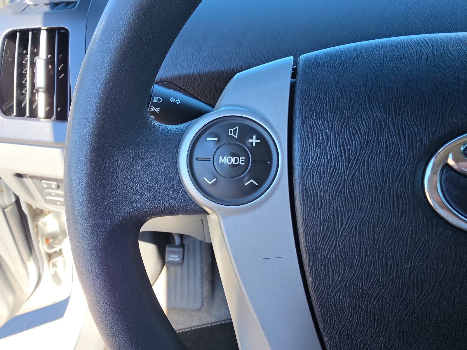 Used 2011 Toyota Prius Two FWD image 22