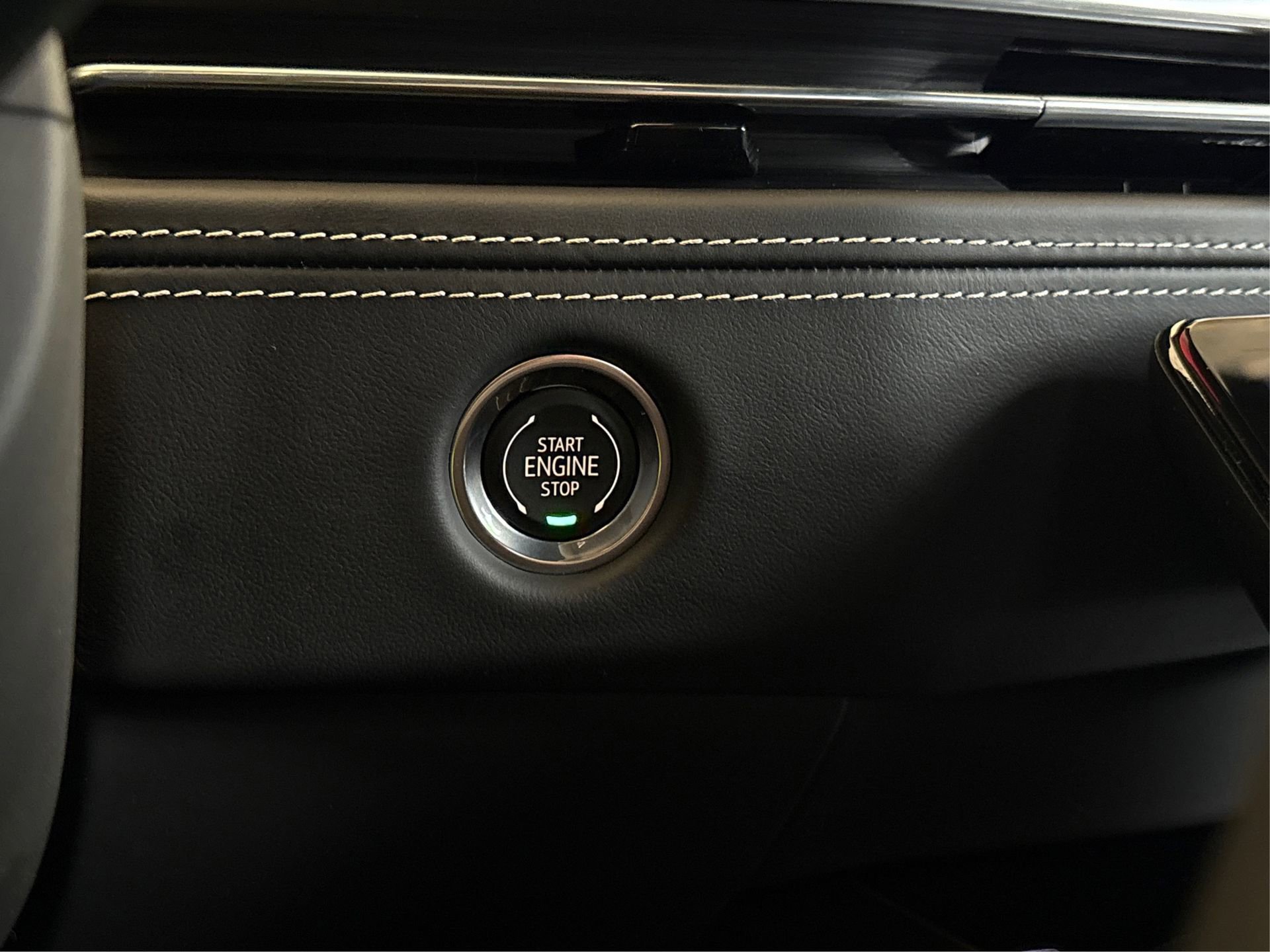 New 2026 Cadillac Escalade Platinum Sport AWD/4WD image 28