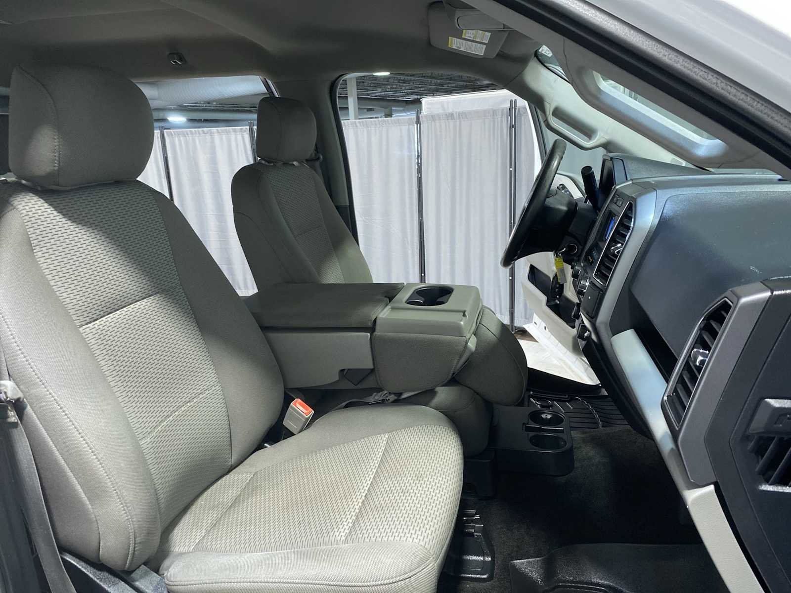 Used 2018 Ford F150 XLT AWD/4WD image 14