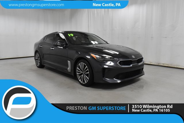 Used 2019 Kia Stinger Premium image 1