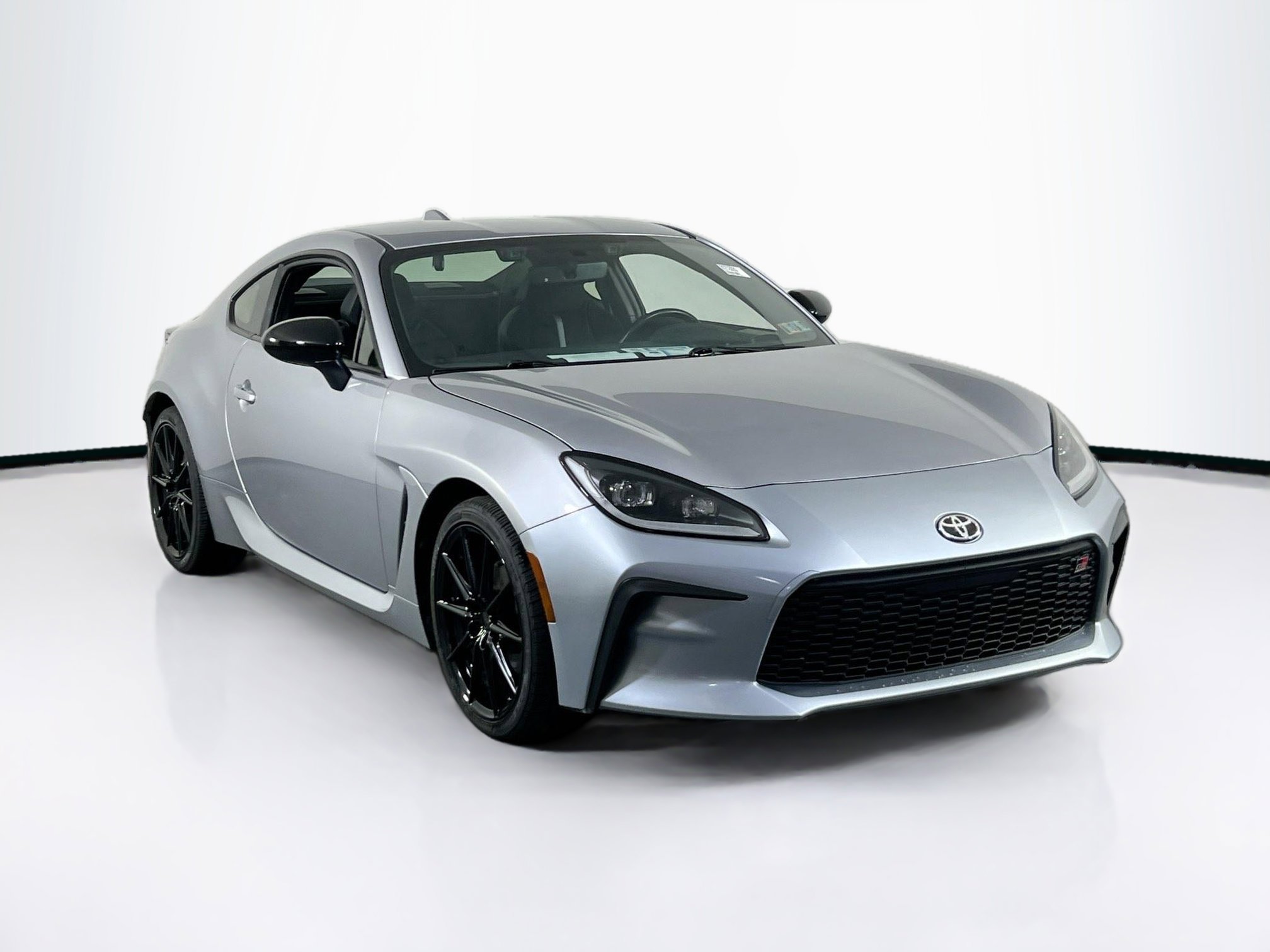Used 2024 Toyota GR86 Premium image 3