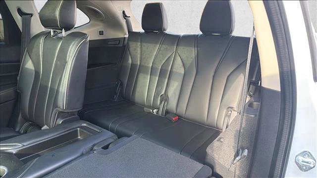 Used 2022 Acura MDX SH-AWD w/ Advance Package image 18