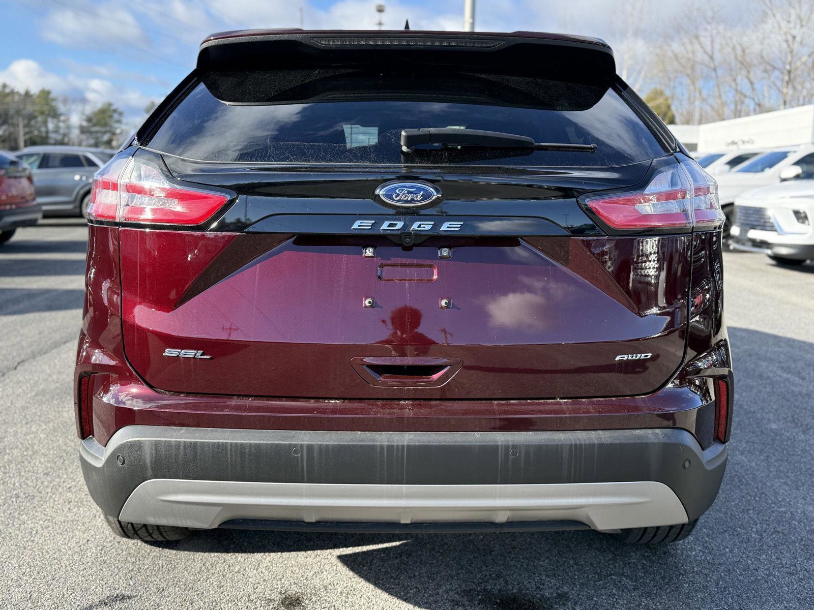 Used 2022 Ford Edge SEL w/ Convenience Package image 6