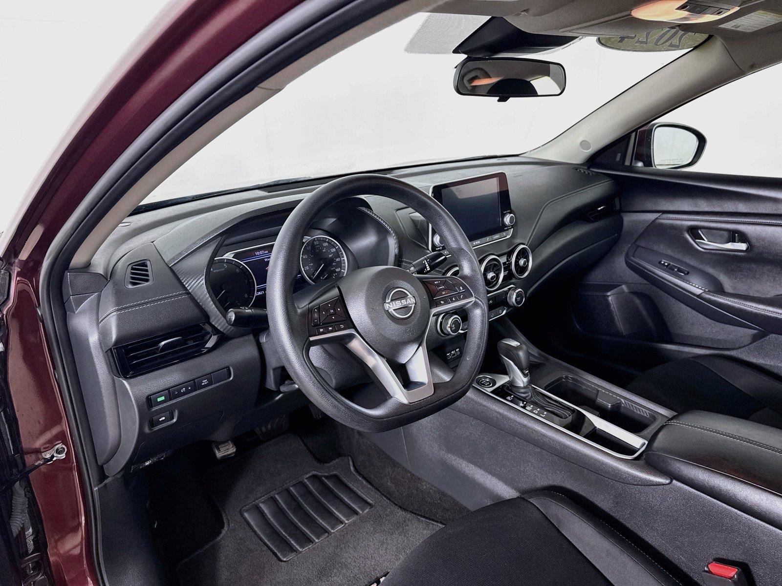 Used 2024 Nissan Sentra SV FWD image 22