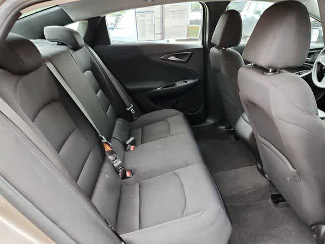 Used 2025 Chevrolet Malibu LS FWD image 18