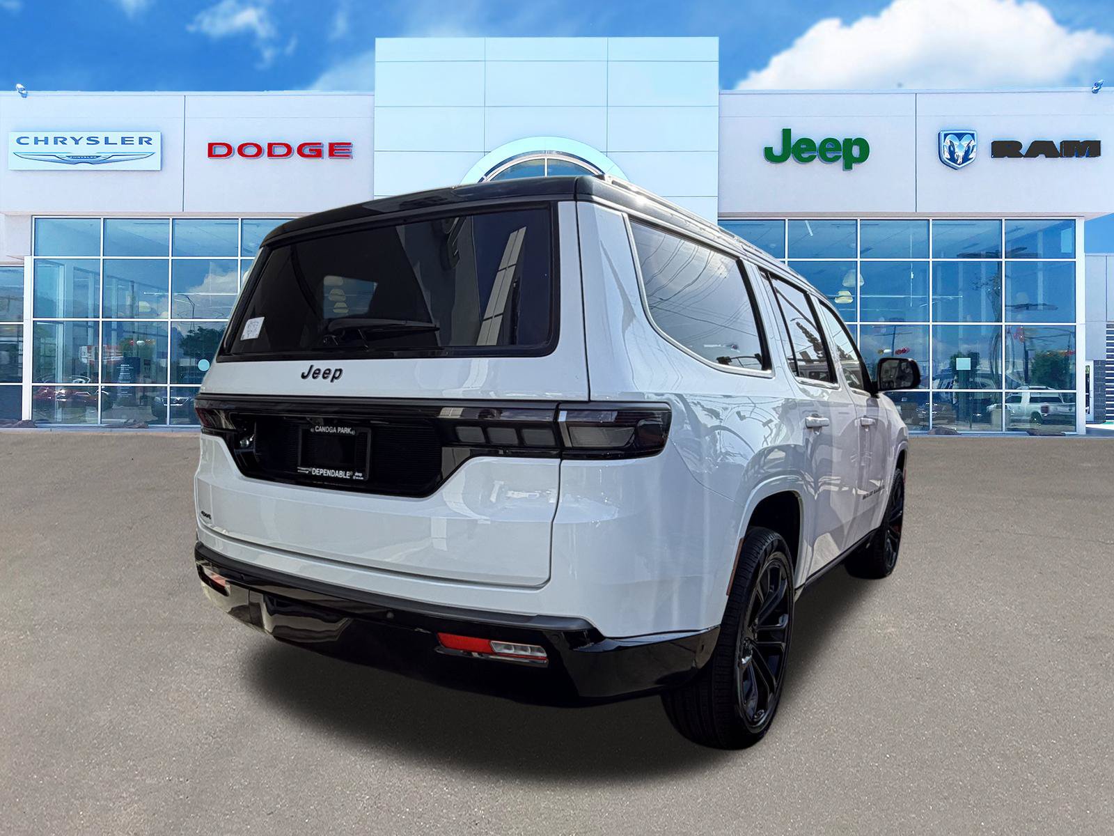 New 2026 Jeep Grand Wagoneer Summit AWD/4WD image 10