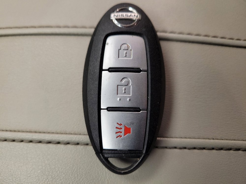 Used 2019 Nissan Rogue Sport SV image 32