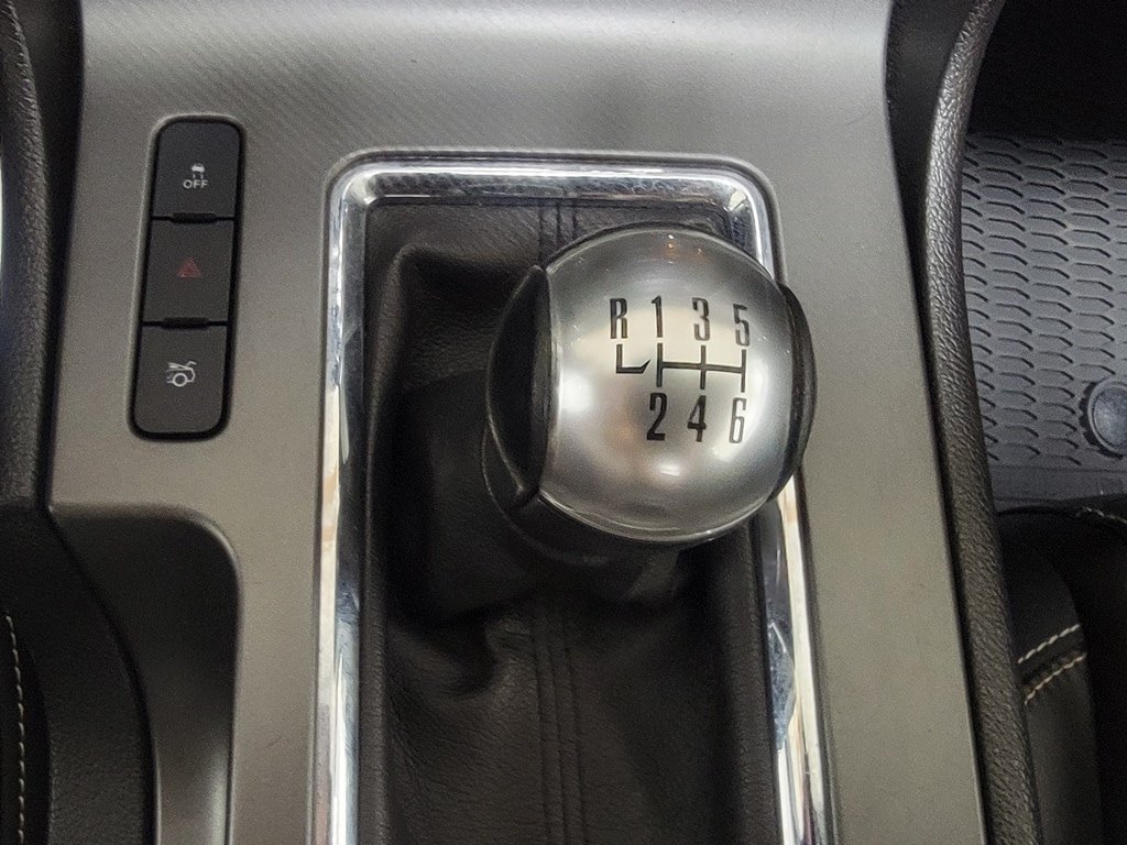 Used 2014 Ford Mustang GT Premium RWD image 17
