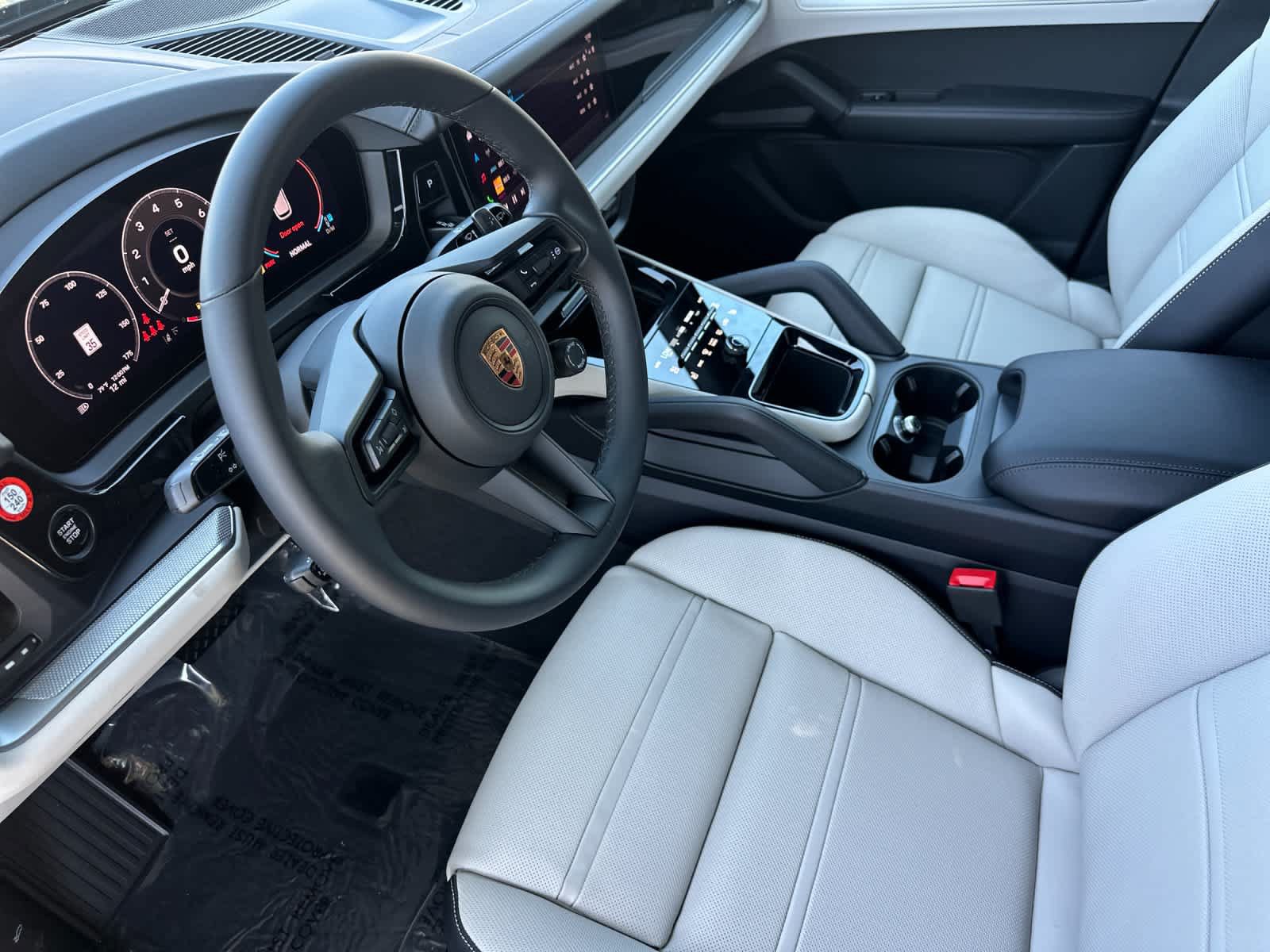 New 2026 Porsche Cayenne AWD/4WD image 4