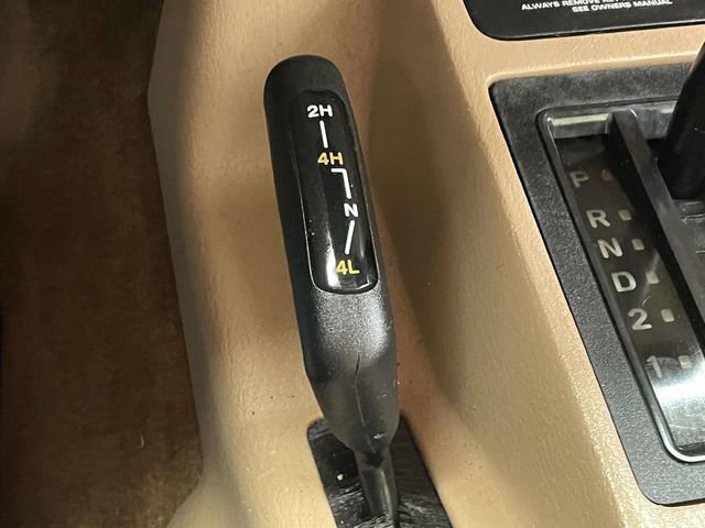 Used 2000 Jeep Wrangler Sahara image 33