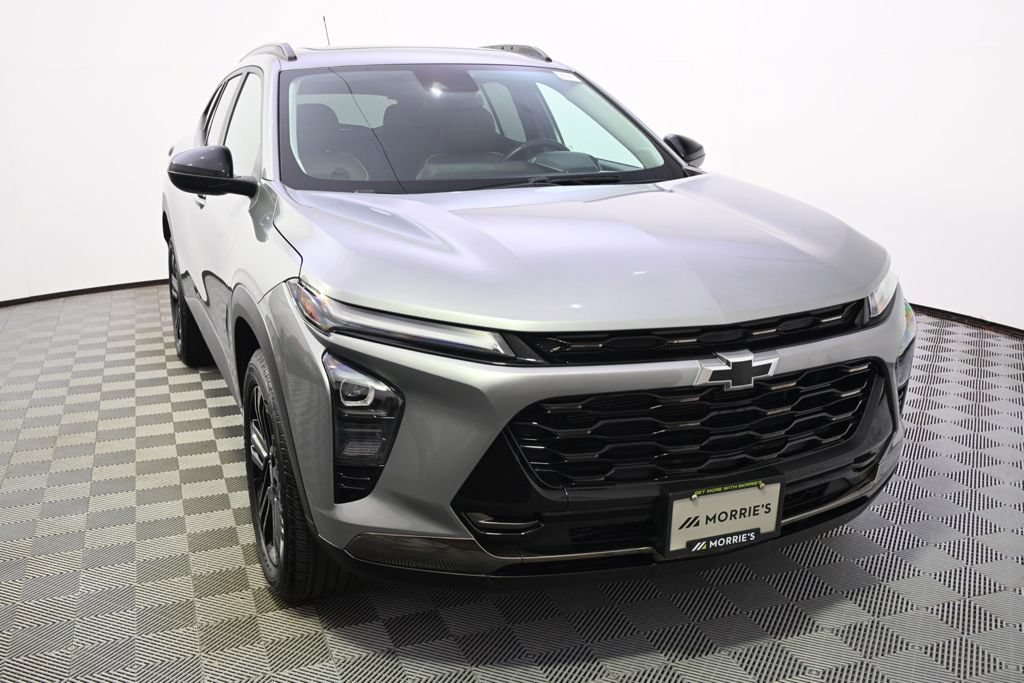 Used 2024 Chevrolet Trax ACTIV w/ Sunroof Package FWD image 9