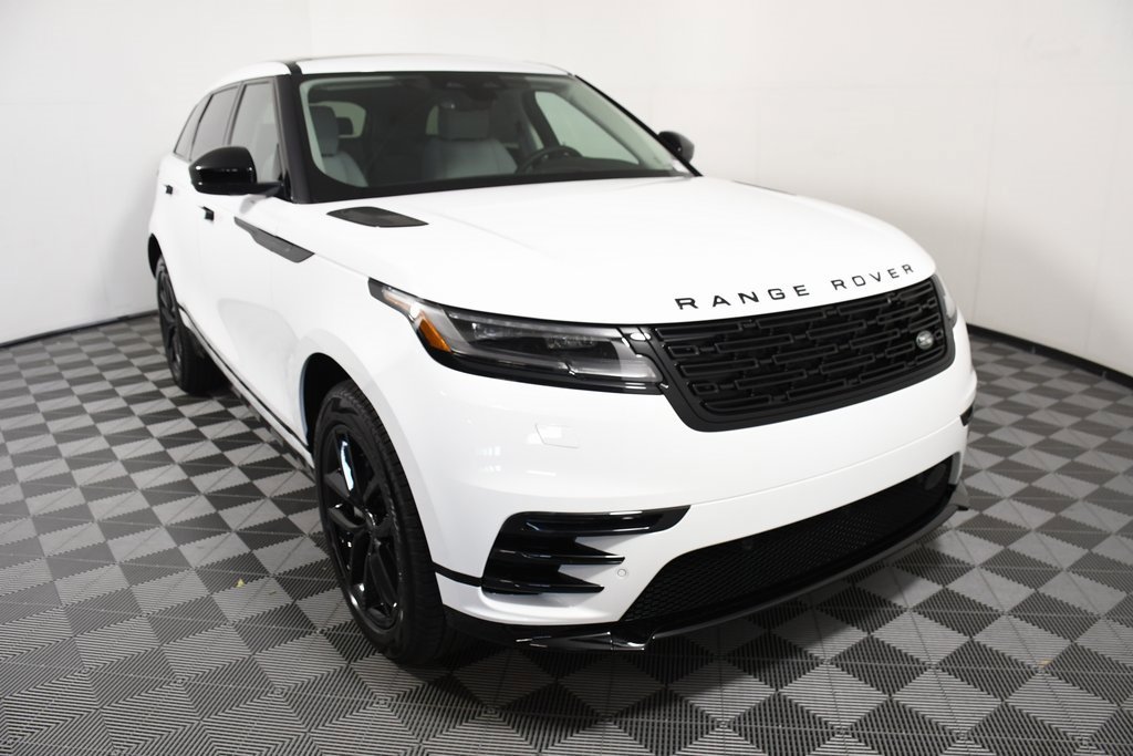 Used 2025 Land Rover Range Rover Velar Dynamic SE image 9