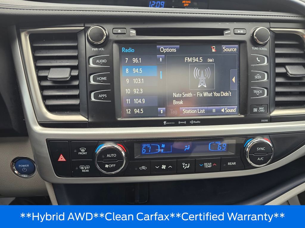 Used 2019 Toyota Highlander XLE AWD/4WD image 27