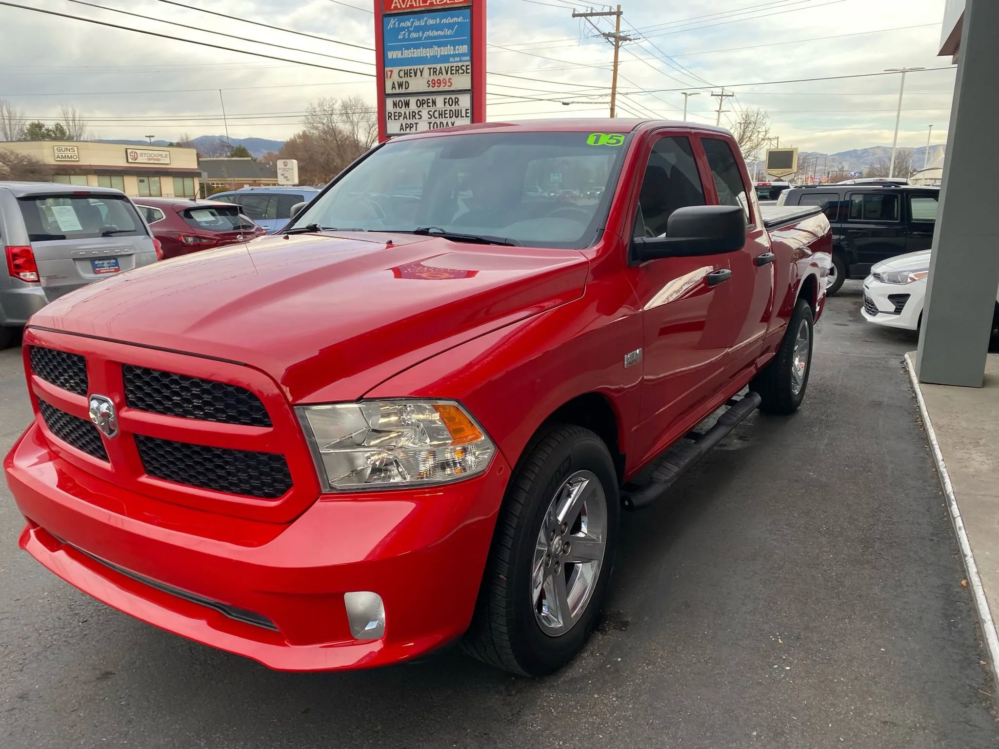Used 2015 RAM 1500 Express image 4
