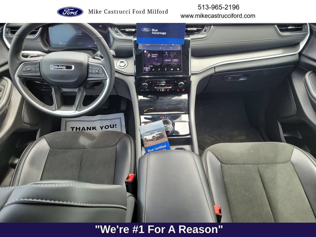 Used 2025 Jeep Grand Cherokee L Altitude AWD/4WD image 10