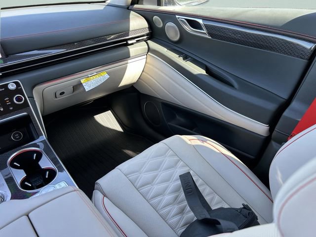 New 2025 Genesis GV80 3.5T e-SC image 12