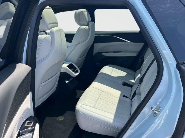 Certified 2024 Cadillac Lyriq Sport AWD/4WD image 17