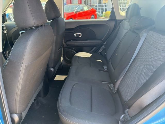 Used 2019 Kia Soul + FWD image 11