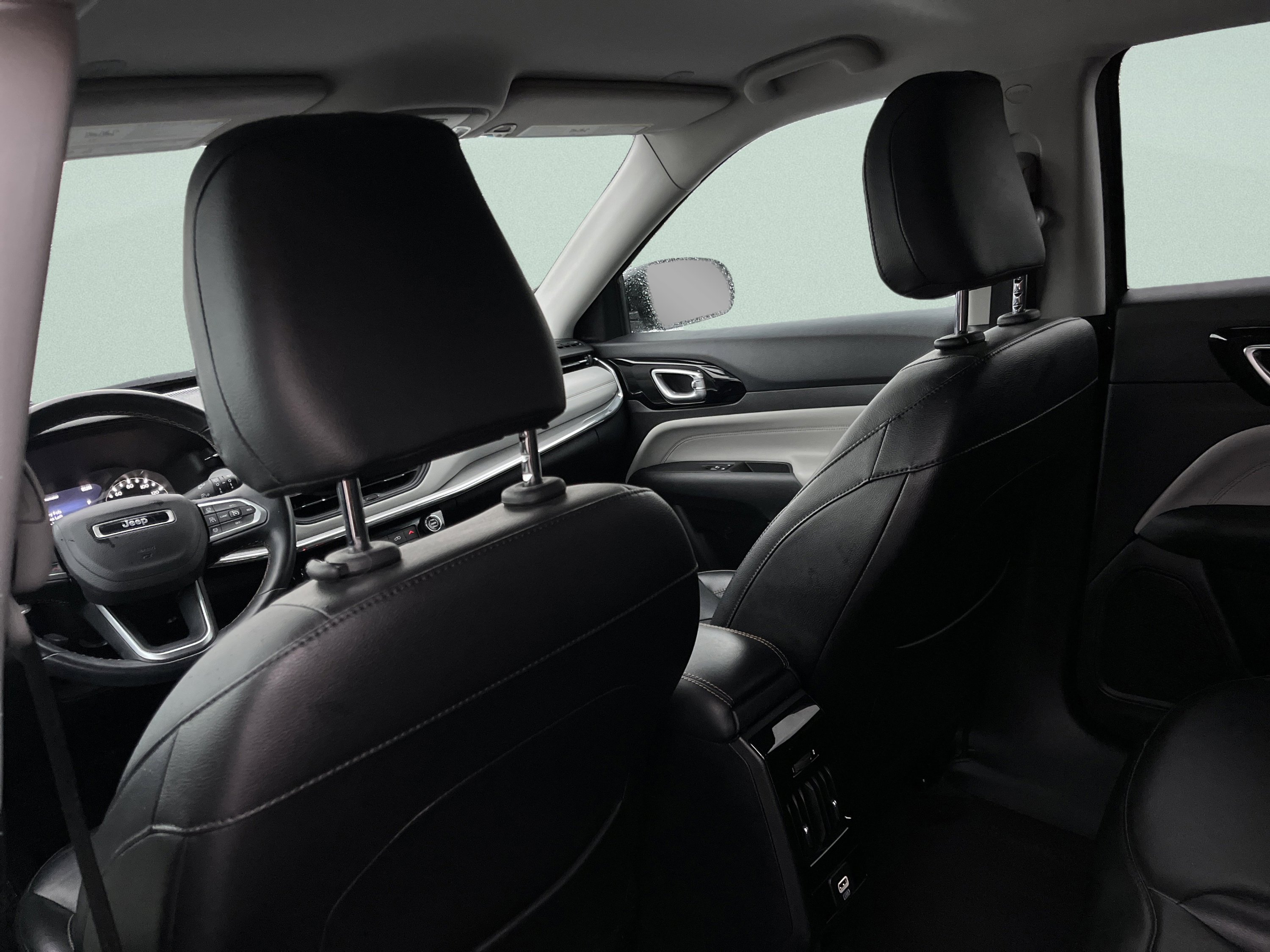 Used 2022 Jeep Compass Limited image 24