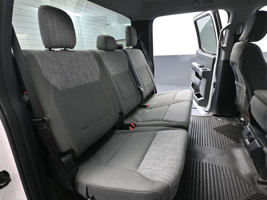 Used 2022 Ford F150 XLT image 40