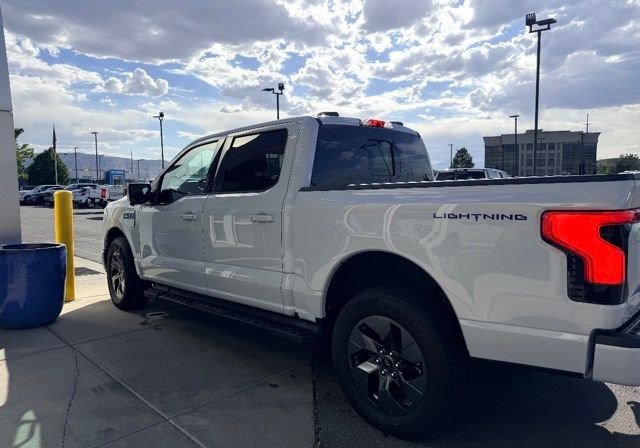 Used 2025 Ford F150 Lightning Lariat w/ Max Trailer Tow Package AWD/4WD image 7