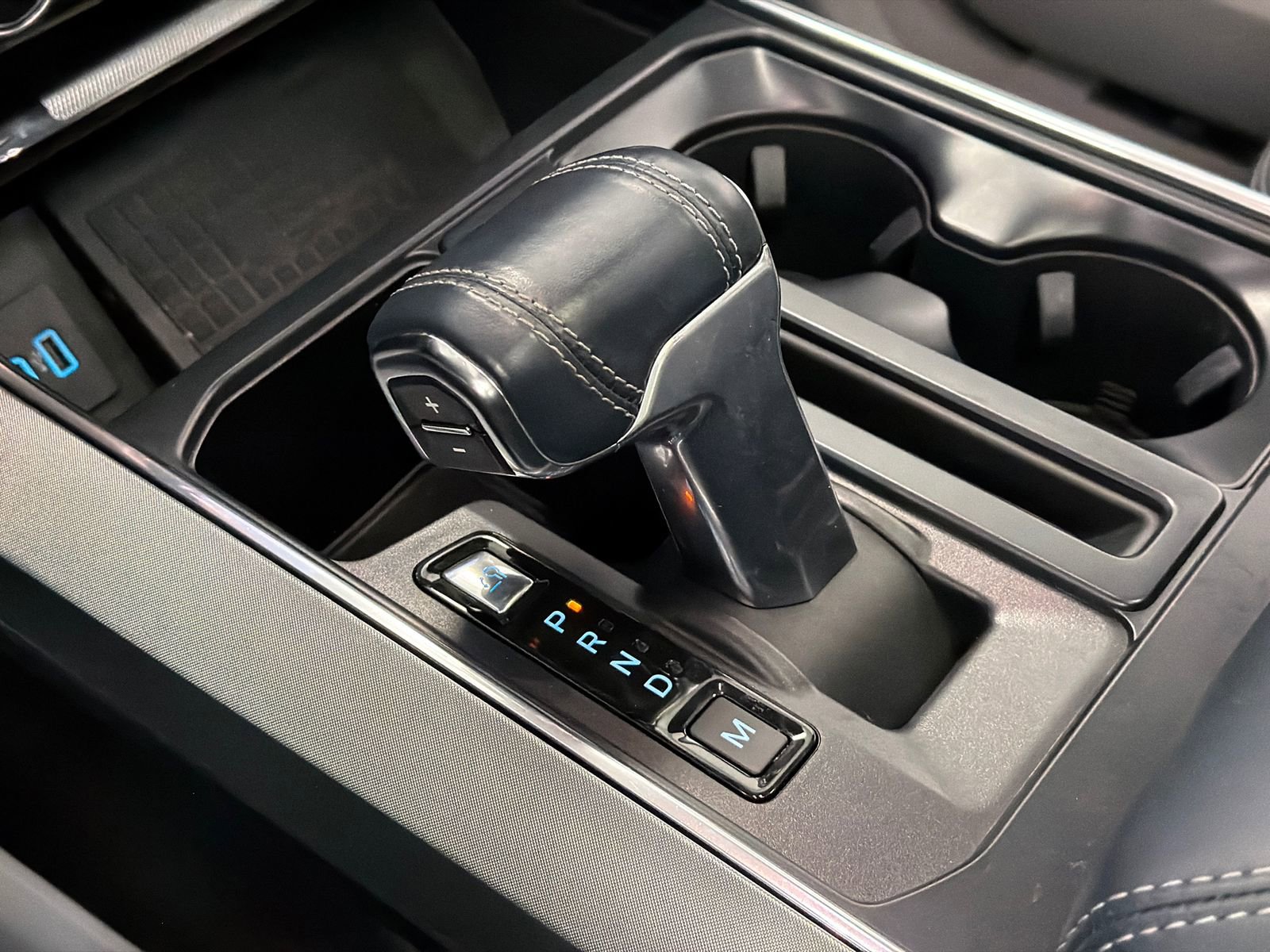 Used 2022 Ford F150 Limited image 30