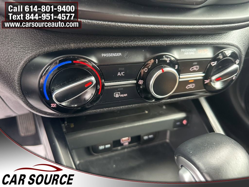 Used 2020 Kia Soul GT-Line w/ Option Group 015 FWD image 19