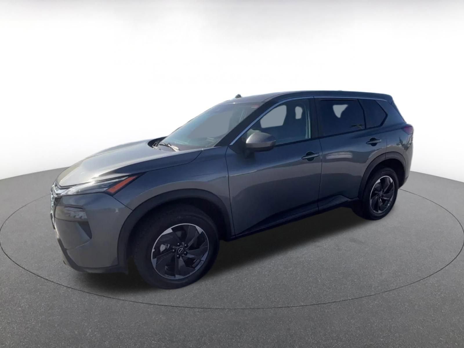 Used 2025 Nissan Rogue SV image 8