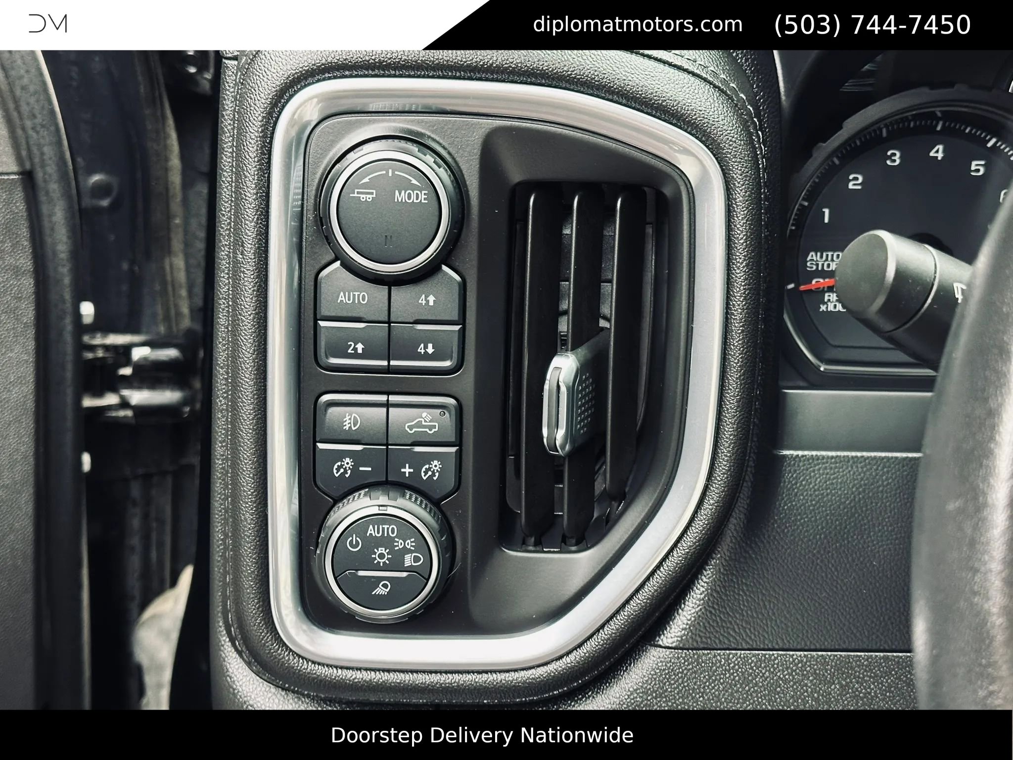 Used 2021 Chevrolet Silverado 1500 LTZ AWD/4WD image 33