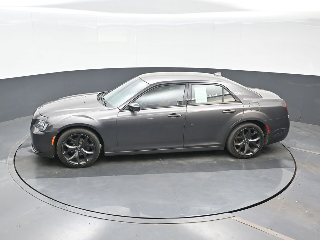 Used 2020 Chrysler 300 S w/ Red S Appearance Package image 27