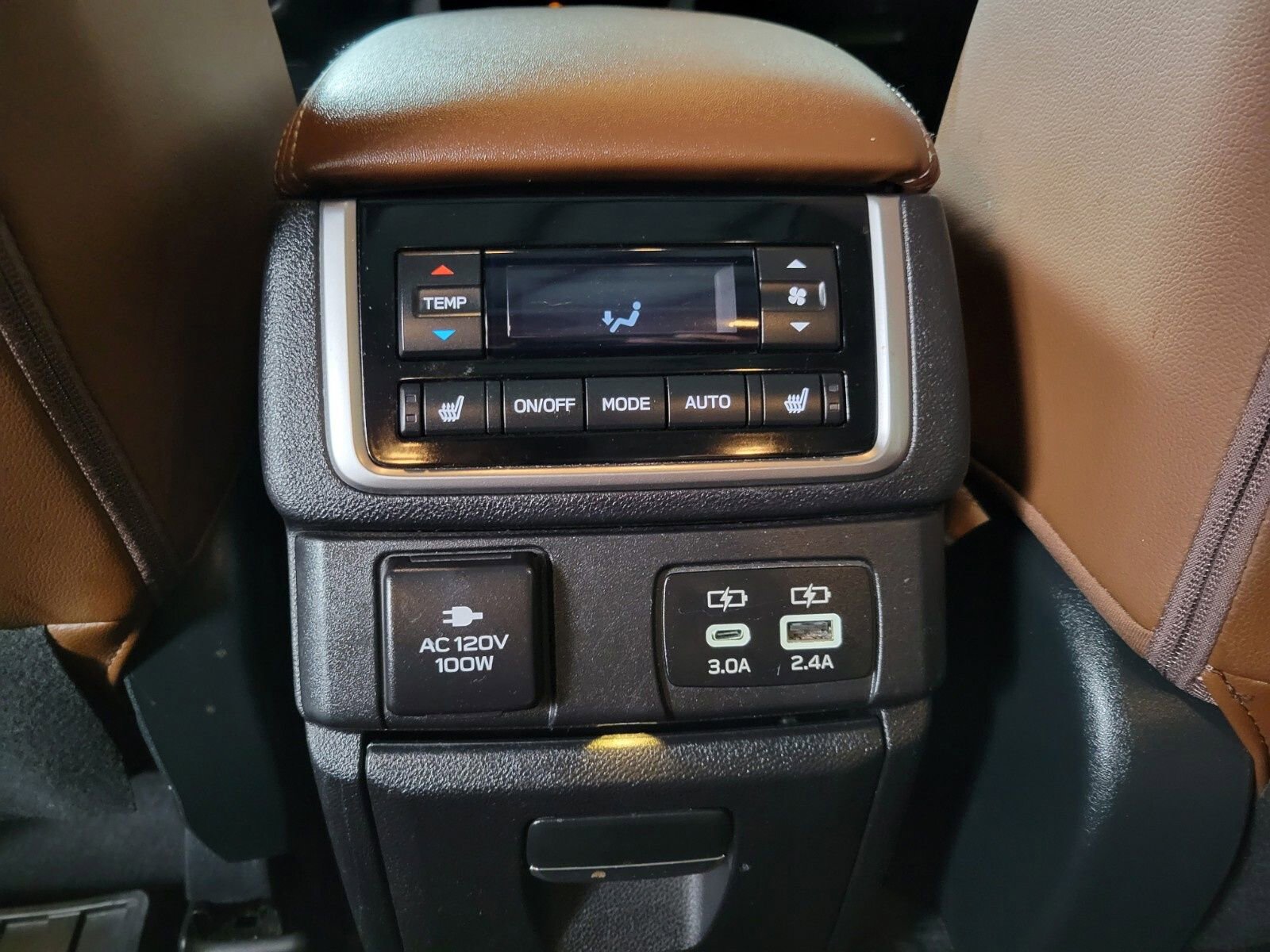 Used 2023 Subaru Ascent Touring image 23