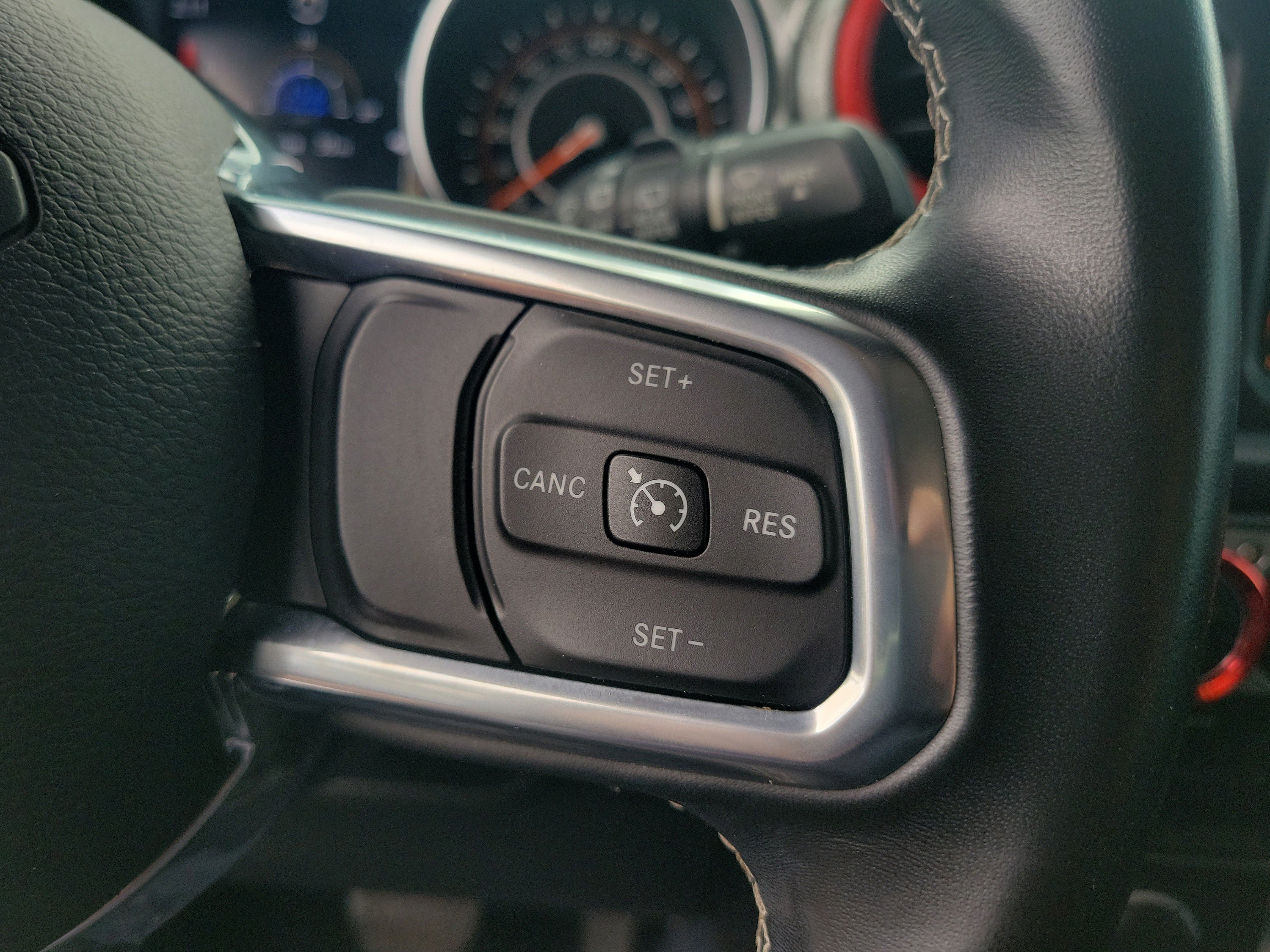 Used 2020 Jeep Wrangler Unlimited Sahara AWD/4WD image 24