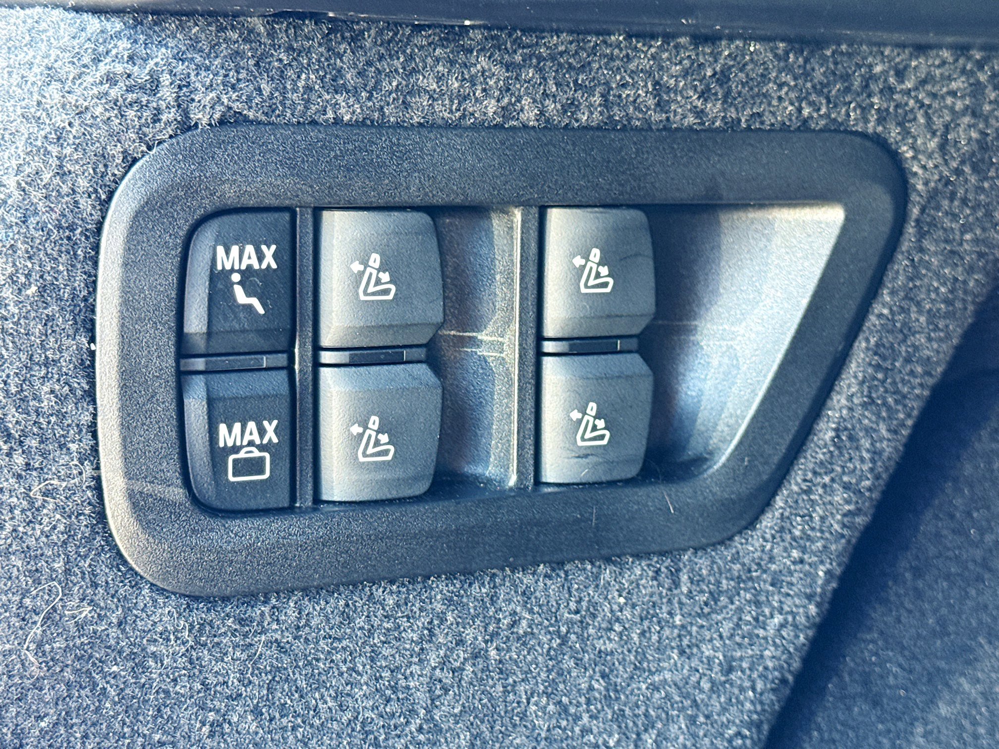 Used 2026 BMW X7 xDrive40i image 13