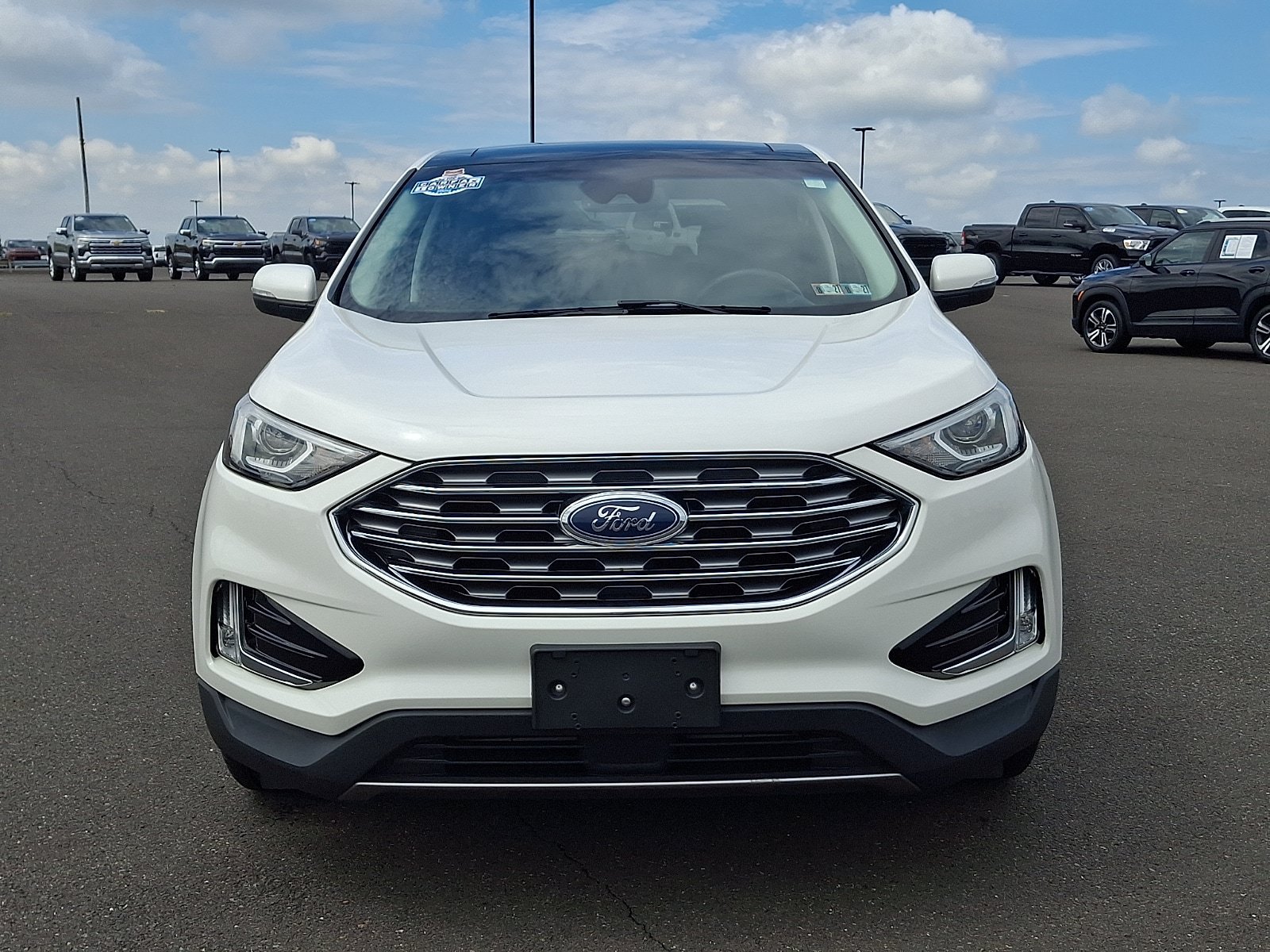 Used 2020 Ford Edge SEL w/ Convenience Package AWD/4WD image 2